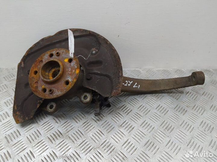 Ступица передняя левая Mercedes ML W164 (2005-2008