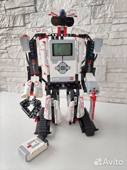 Робот lego mindstorms ev3 31313