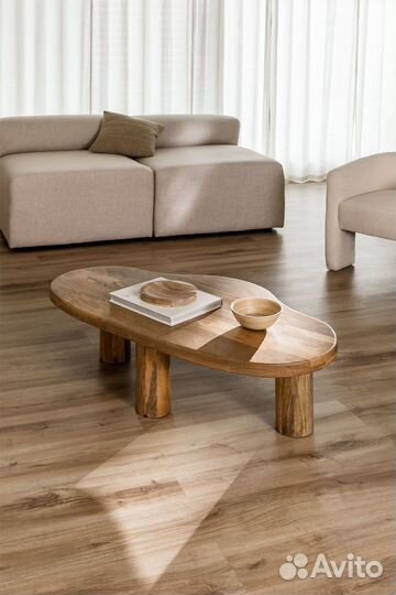 Дизайнерский журнальный столик