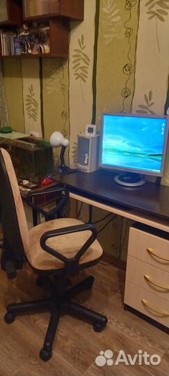 Компьютерный столик