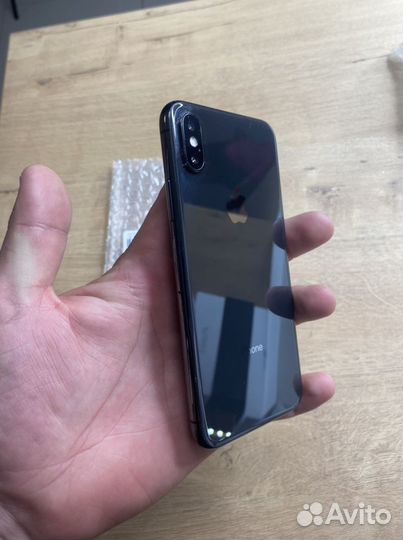 iPhone X (Полный разбзор)