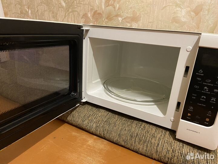 Микроволновая печь Whirlpool