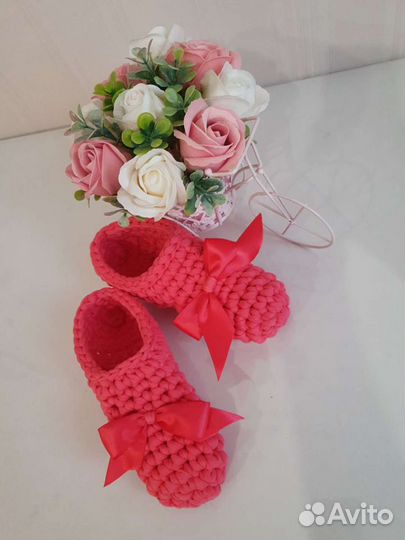 Домашние тапочки-следочки