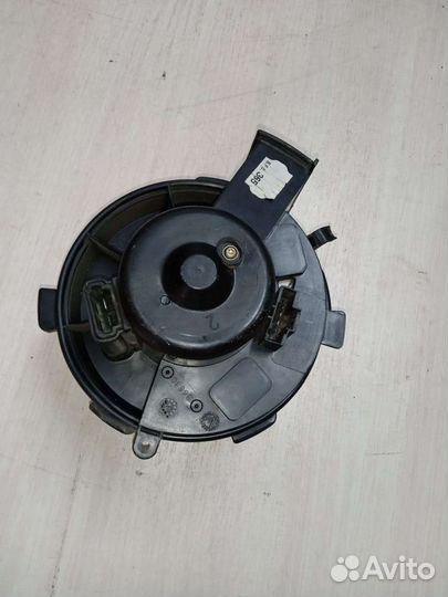 Моторчик печки Peugeot 307