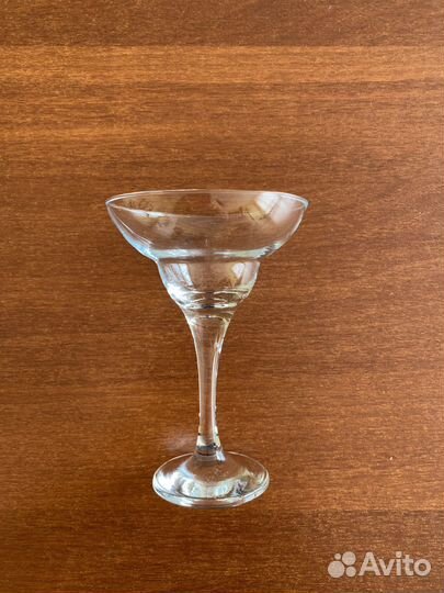 Бокалы, стаканы