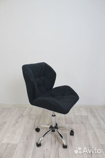 Стул мастера на колесиках, Ракушка, большой, велюр