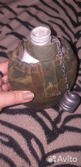 Фляжка армейская в чехле