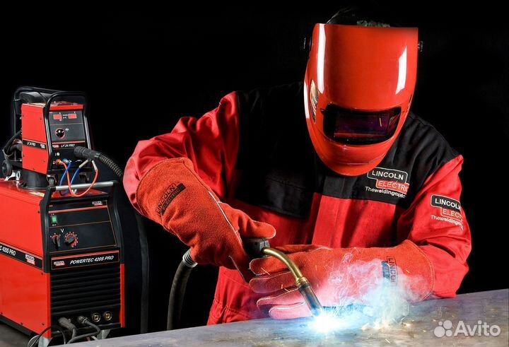 Сварщик на полуавтомат