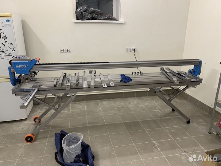 Профессиональная бригада плиточников