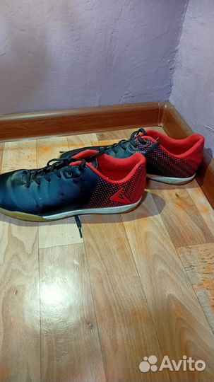 Футзалки demix 41