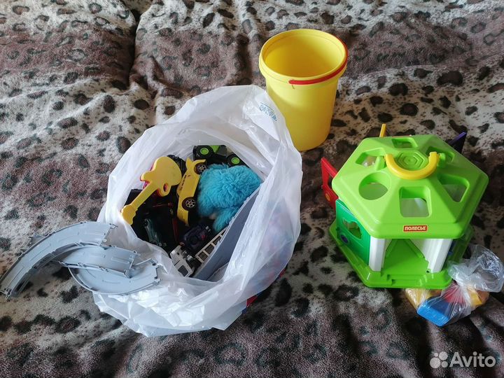 Игрушки пакетом цена за все