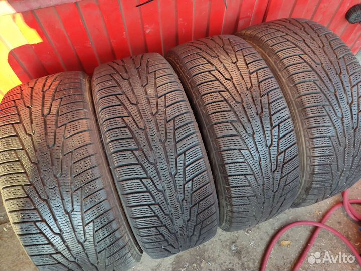 Nokian Tyres Hakkapeliitta R 225/50 R17