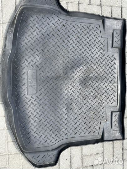 Коврик в багажник