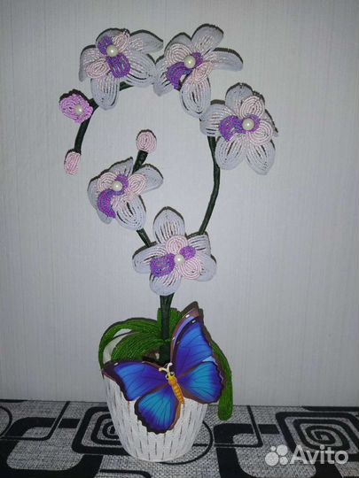 Орхидея из бисера