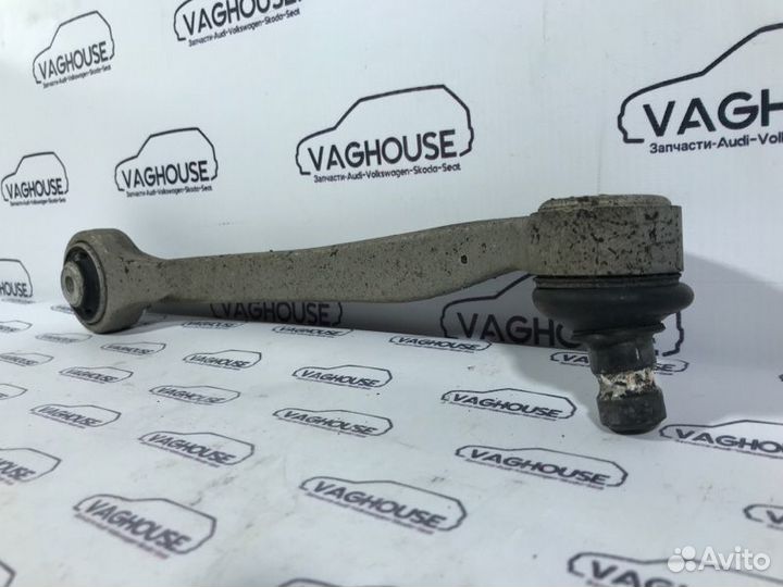 Рычаг подвески правый Audi A6 C6 3.2 BYU 2007