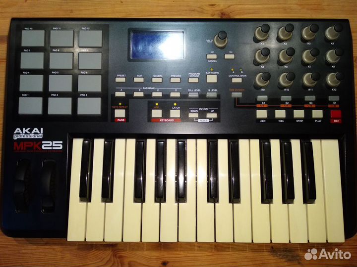 Midi-клавиатура akai MPK25