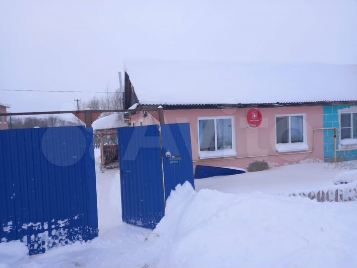 3-к. квартира, 50 м², 1/1 эт.