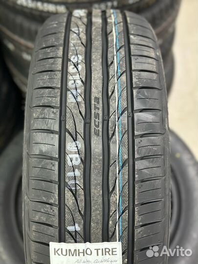 Kumho Ecsta PS31 225/50 R17 98W