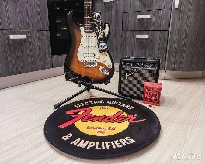 Электрогитара Fender Bullet +Комбоусилитель и т.д