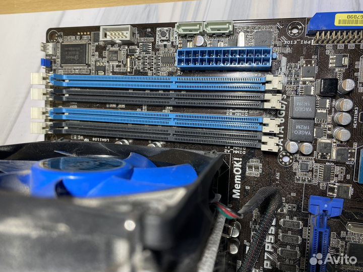 Материнская плата с процессором