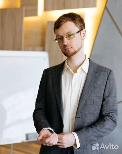 Преподаватель по математике и физике