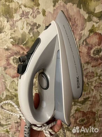 Утюг Bork