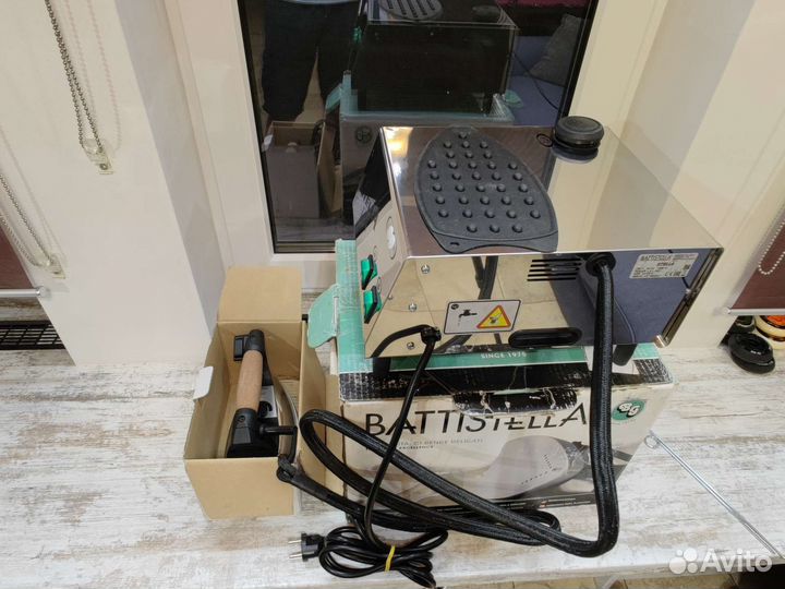 Парогенератор с утюгом Battistella Stella