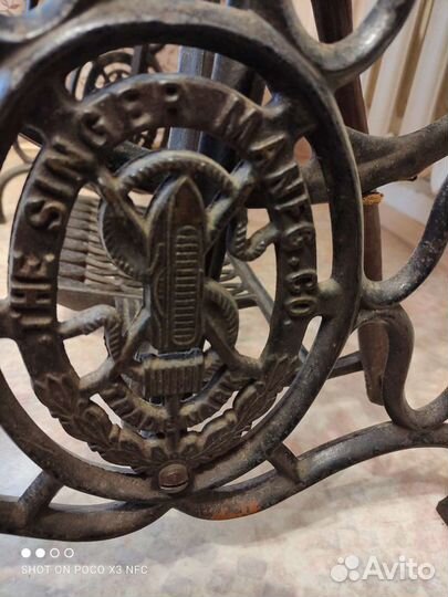 Швейная машина Singer