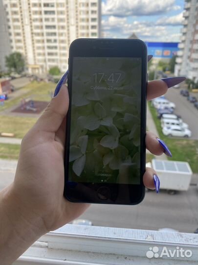 Телефон iPhone 7 128gb