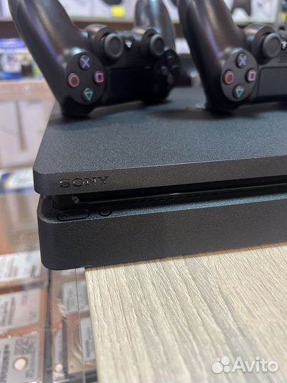 Ps4 slim 1 tb 3V