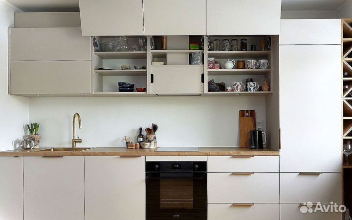 Кухня в потолок на заказ