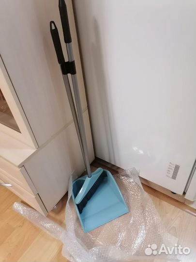 Комплект из совка и щетки