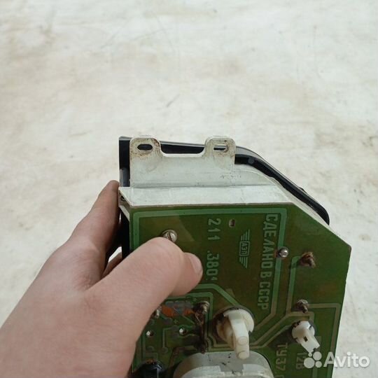 Панель приборов Москвич 2141 хетчбек