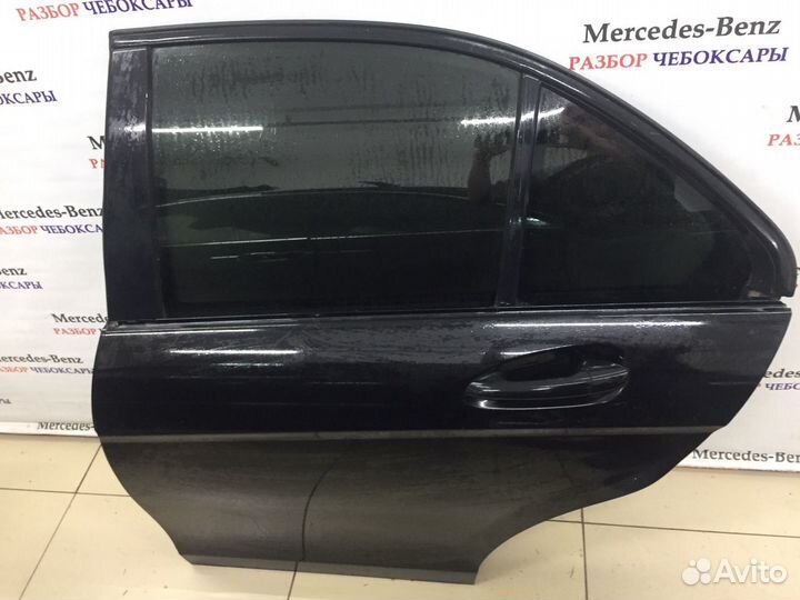 Дверь задняя левая Mercedes w204