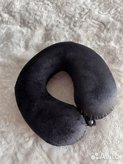 Подушка туристическая