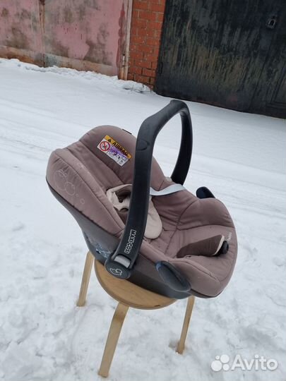 Детское автокресло, автолюлька maxi-cosi pebble