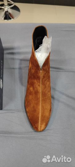 Ботинки демисезонные женские 38 размер