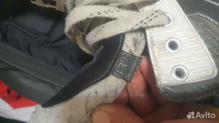 Вратарская хоккейная форма