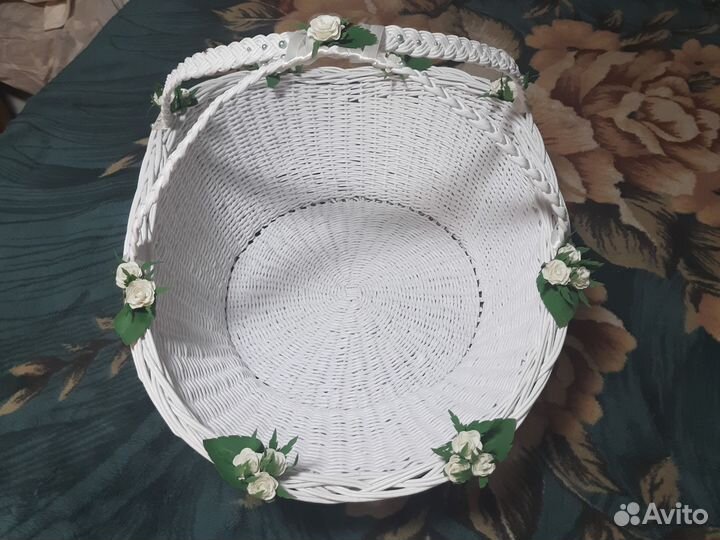 Карзинка плетенная