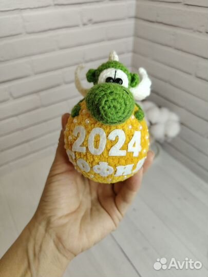 Ёлочный шарик