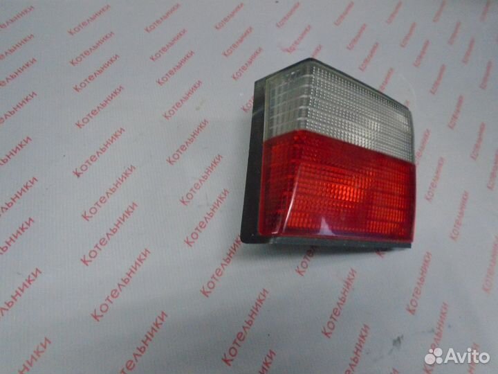 Nissan 26550-2F925 Фонарь задний правый