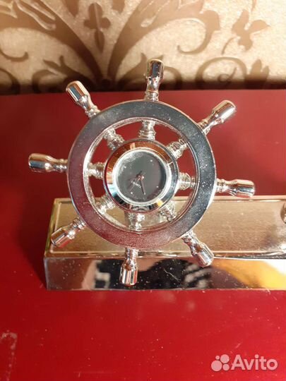 Настольный канцелярский набор