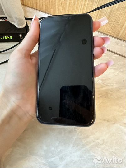 iPhone 11, 256 ГБ
