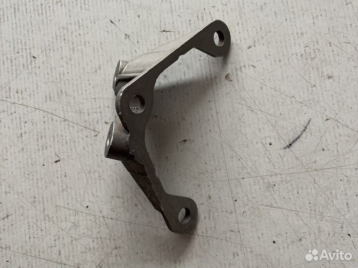 Кронштейн цилиндра сцепления рабочего Веста