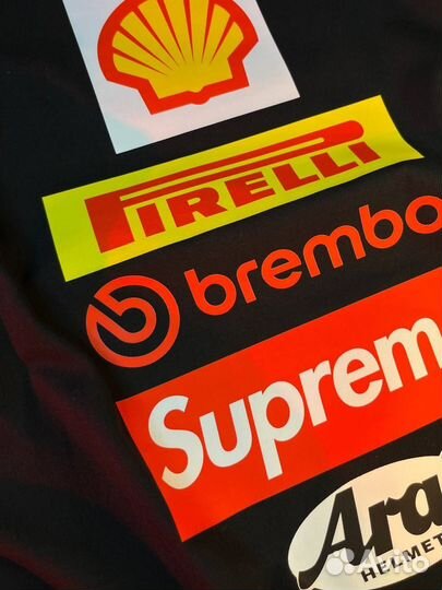 Футболки Supreme