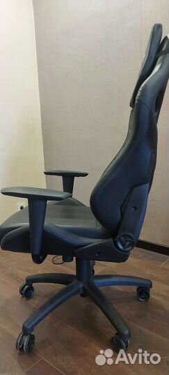 Компьютерное кресло