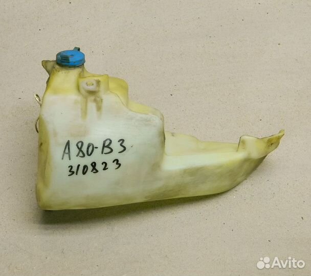 Бачок омывателя Audi 80 B3