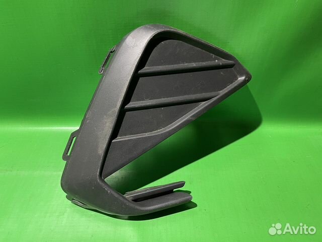 Накладка переднего бампера правая VW Polo 2020+