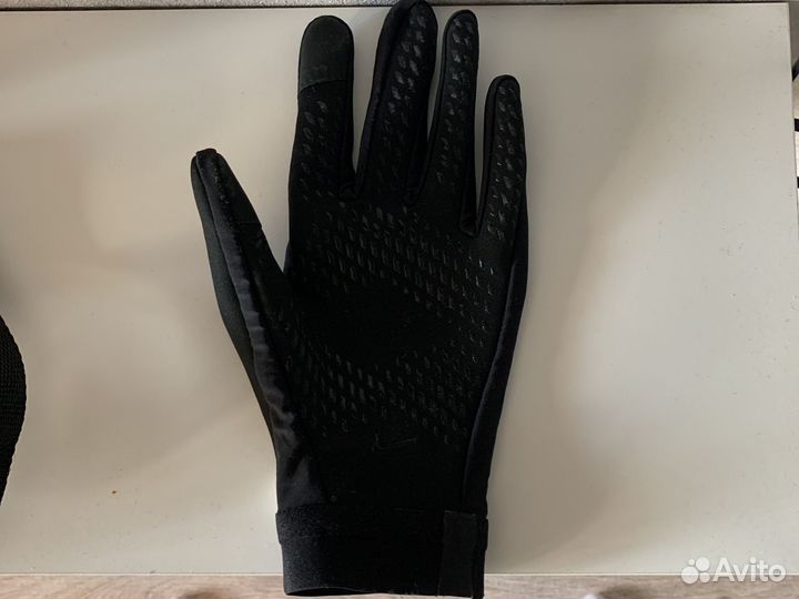 Перчатки nike hyperwarm