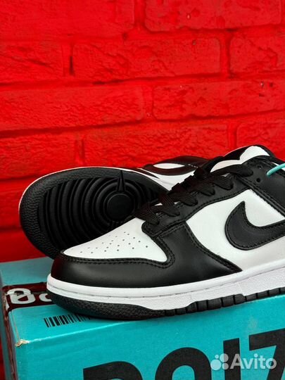 Nike Dunk Low Black white (Оригинал Poizon)